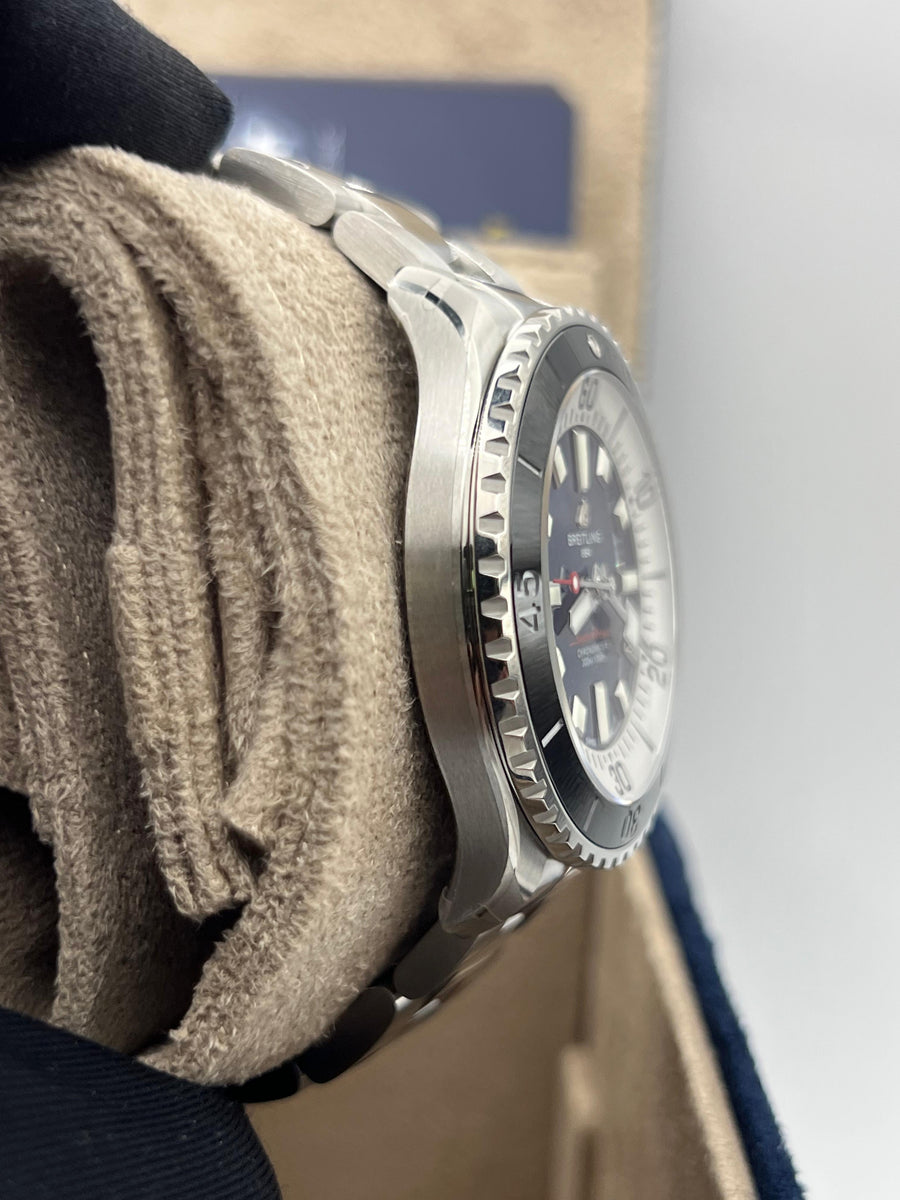 New/Unworn Breitling Superocean 44mm A17376211C1A1 Complete Set Dated 2023