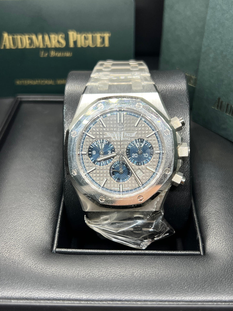 New/Unworn Audemars Piguet Royal Oak Chronograph 26331IP.OO.1220IP.01 (Full Factory Stickers) Complete Set Dated 2018