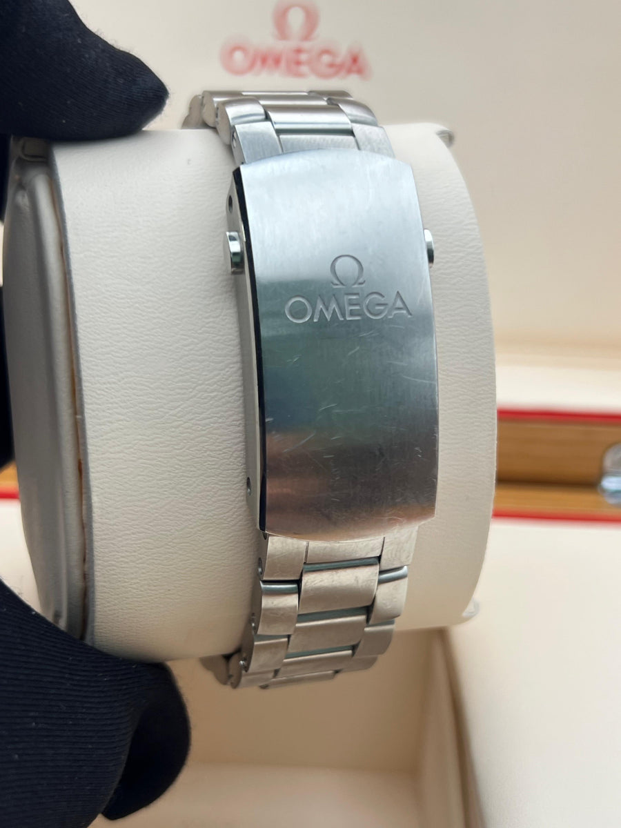 Omega Seamaster Planet Ocean 43.5mm 215.30.44.21.03.001 With Box & Papers Dated 2019