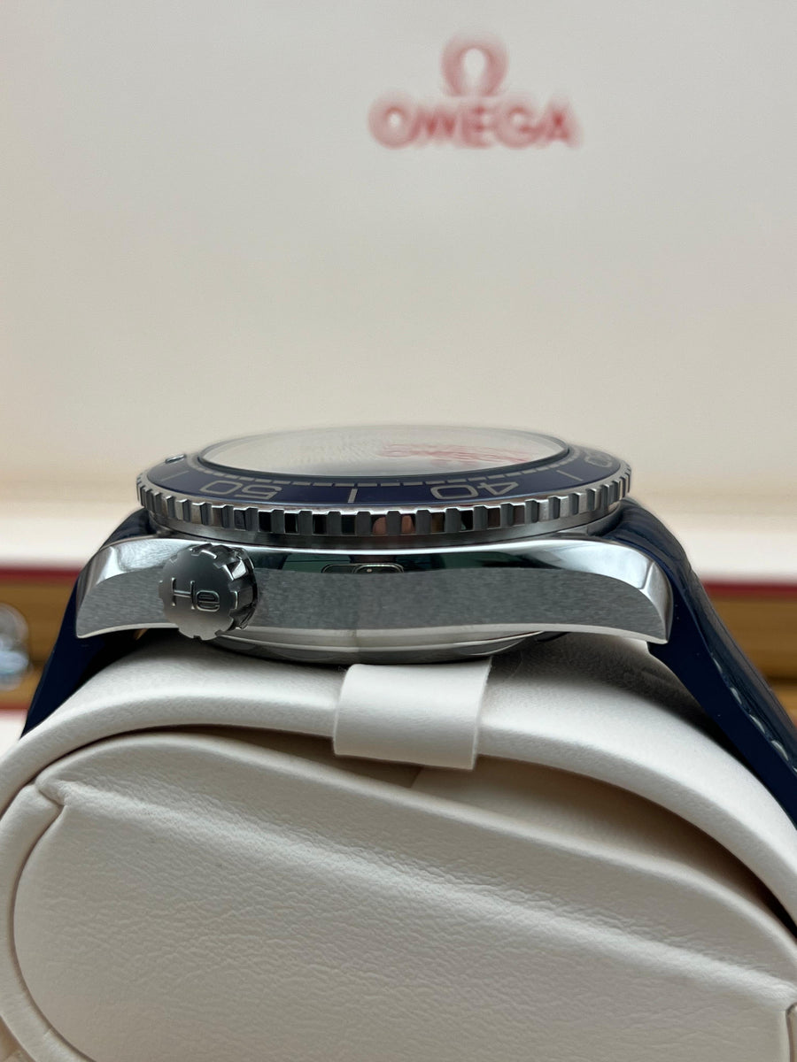 New/Unworn Omega Seamaster Planet Ocean 215.33.44.21.03.001 Complete Set Dated 2025