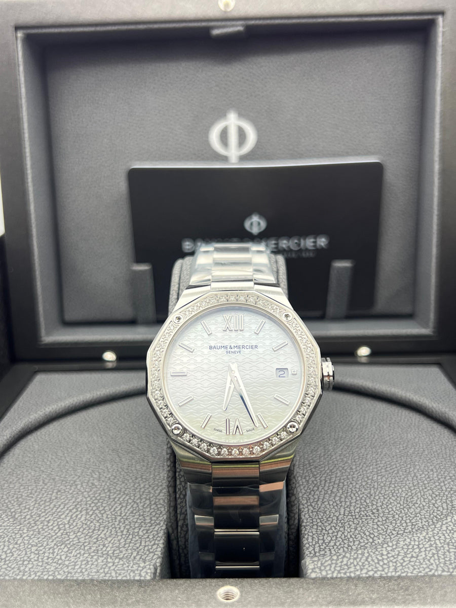 New/Unworn Baume & Mercier Riviera M0A10662 Complete Set