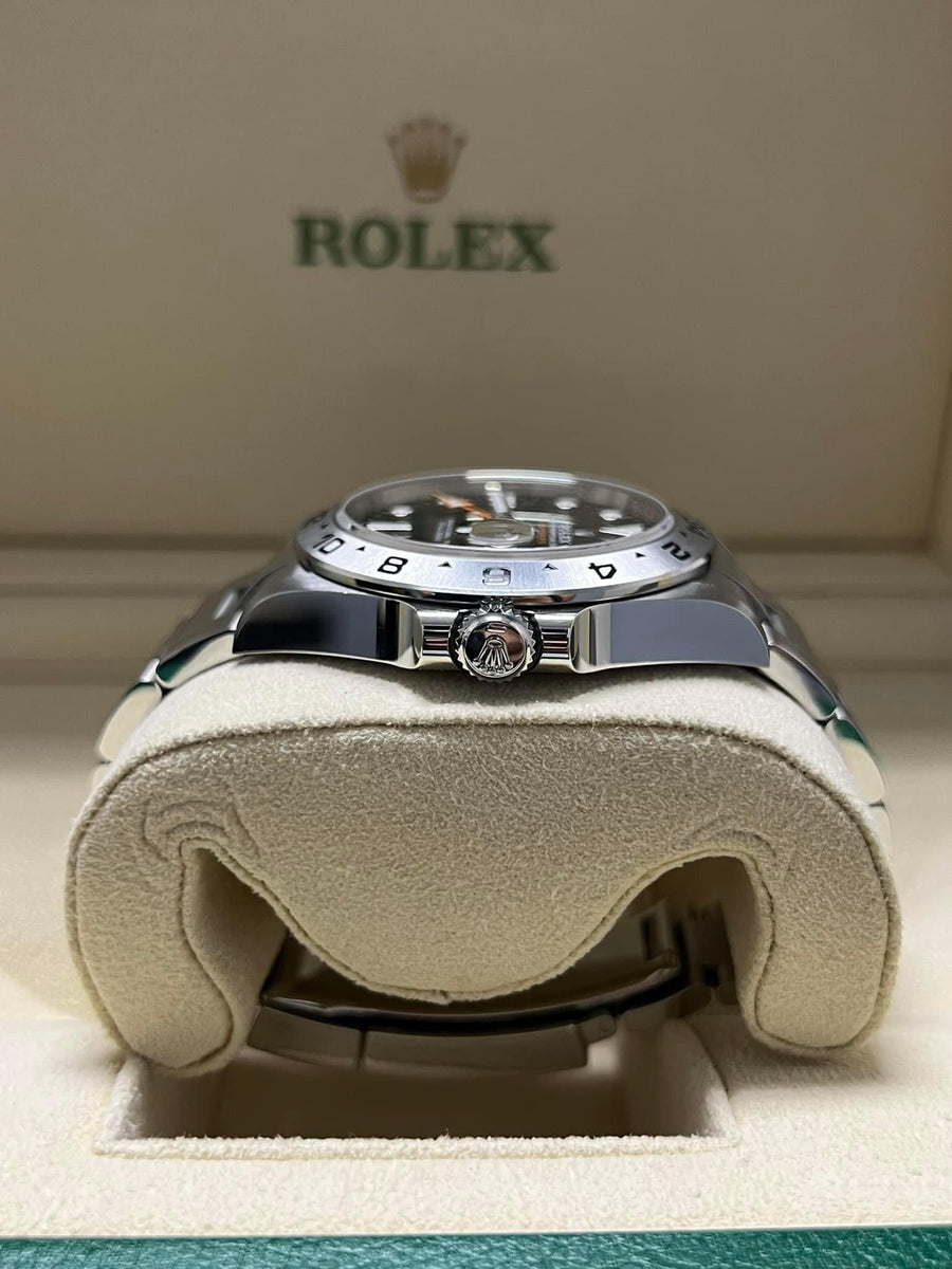 New/Unworn Rolex Explorer II 226570 complete set