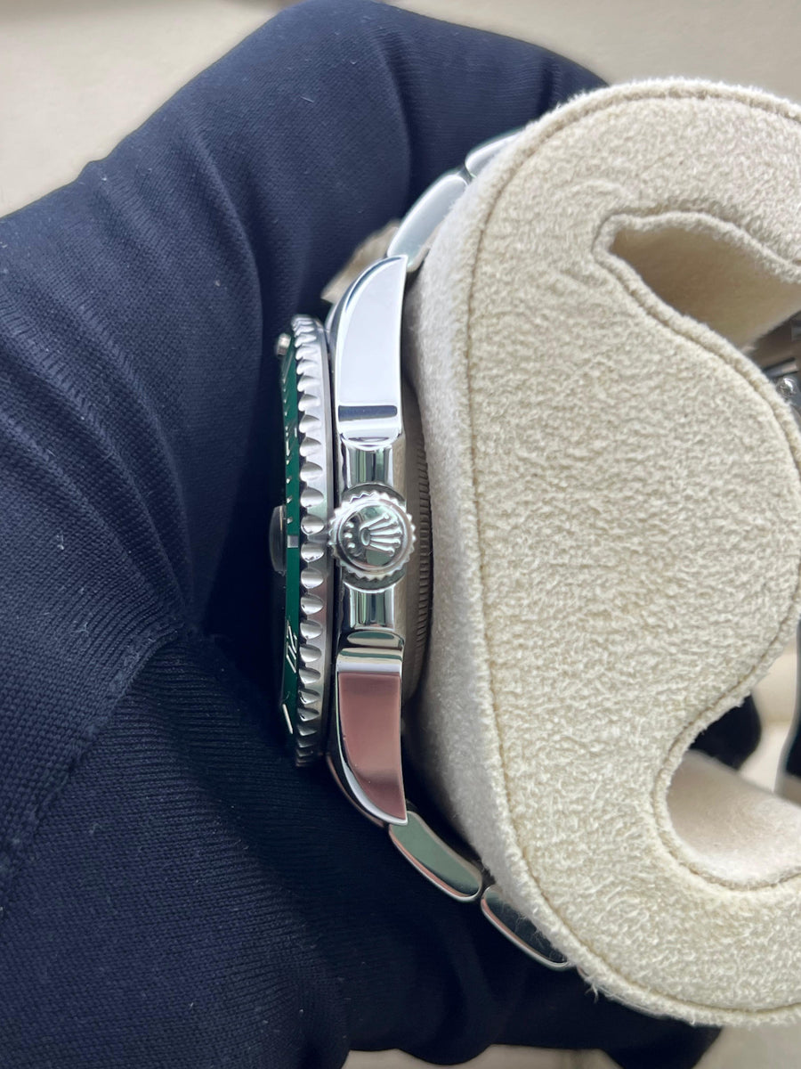Rolex Submariner Date 116610LV “Hulk” Watch Only