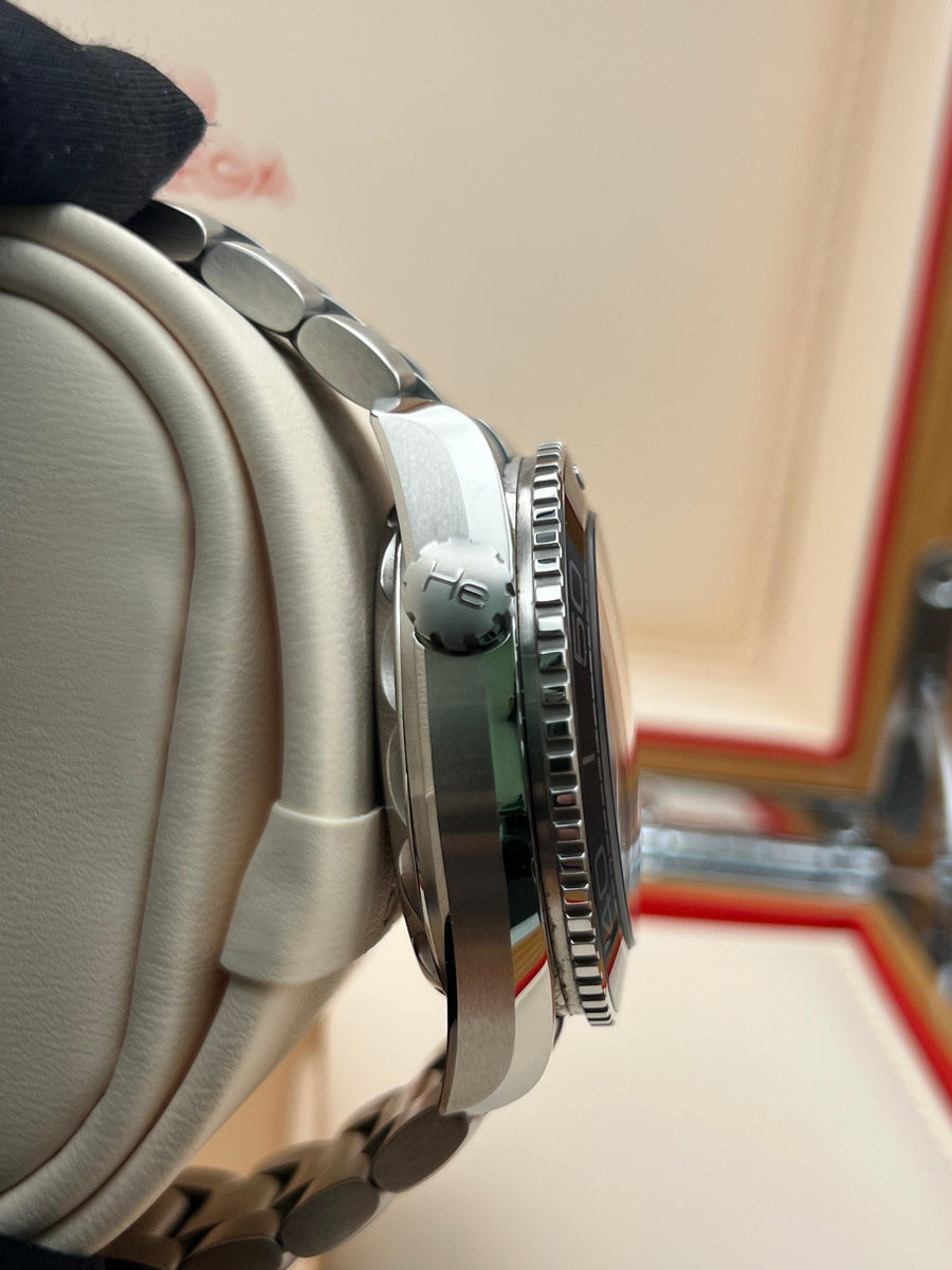 Omega Seamaster Planet Ocean 215.30.44.21.01.002 Complete Set Dated 2022