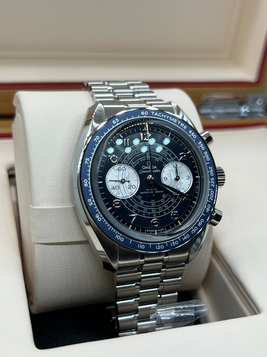 New/Unworn Omega Speedmaster Chronoscope Ref# 329.30.43.51.03.001 Complete set