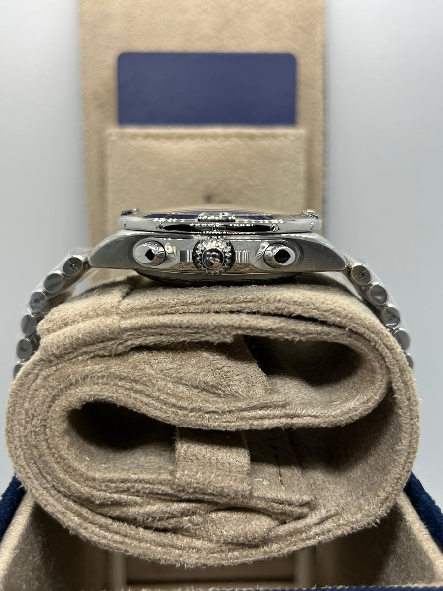 New/Unworn Breitling Chronomat B01 42mm Ref# AB0134101B1A1 Complete Set