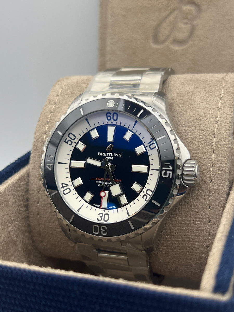 New/Unworn Breitling Superocean 46mm A17378211B1A1 Complete Set Dated 2025