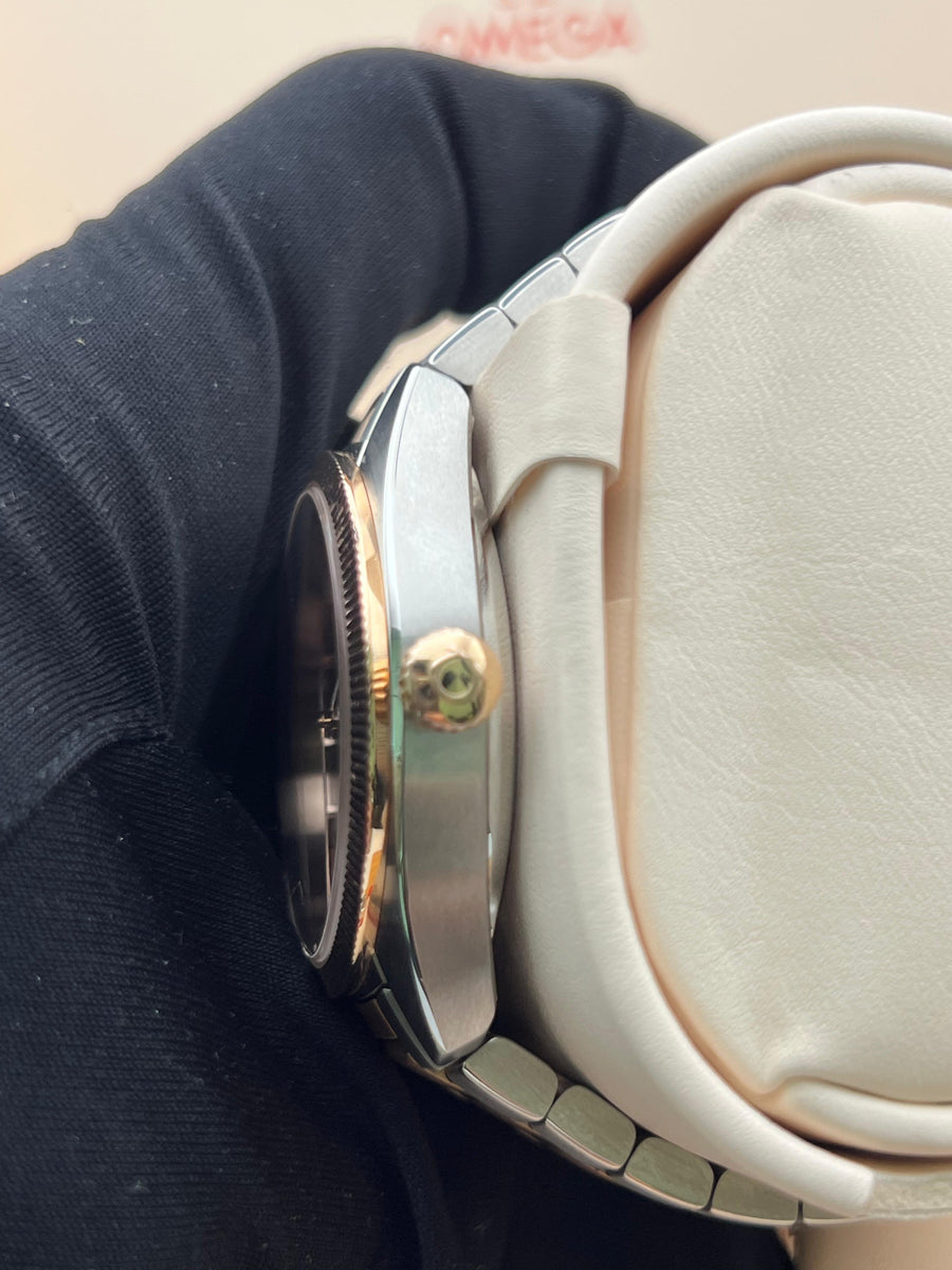 Omega Globemaster Two Tone 130.20.39.21.03.001 Complete Set Dated 2022