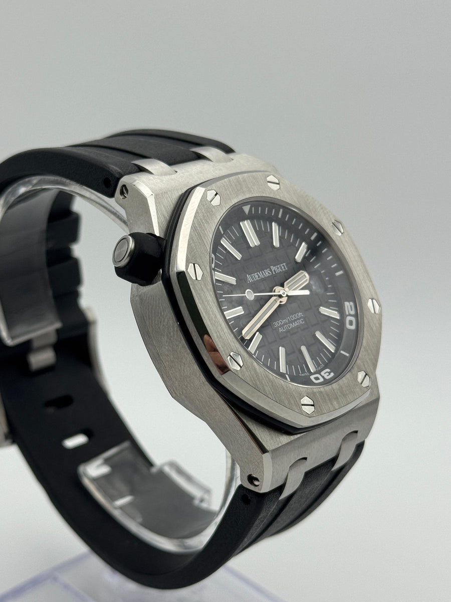 Audemars Piguet Offshore Diver 15710ST.OO.A002CA.01 With Papers