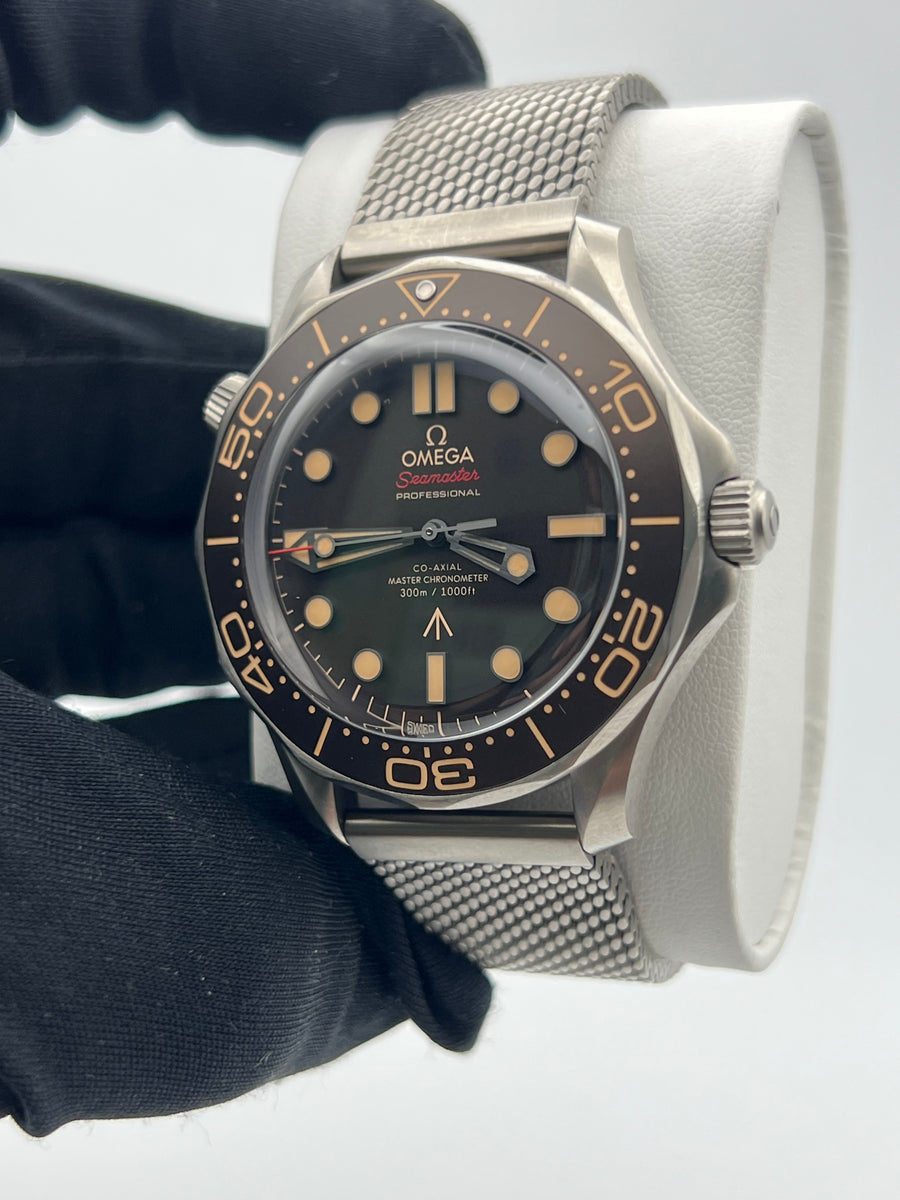 Omega Seamaster Titanium “No Time To Die” 210.92.42.20.01.001 With Box & Papers Dated 2022 + OEM Titanium Mesh Bracelet