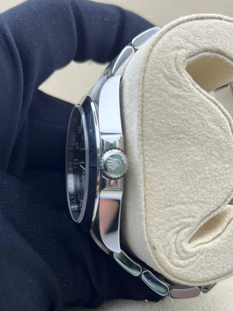 Rolex Airking 126900 Complete Set Dated 2024