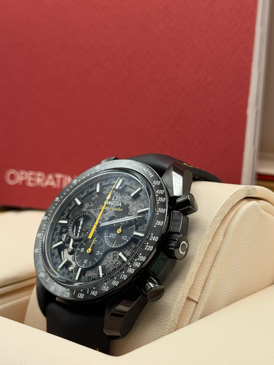 Like New Omega Speedmaster Dark Side Of The Moon Apollo 8 310.92.44.50.01.001 Complete Set Dated 2025