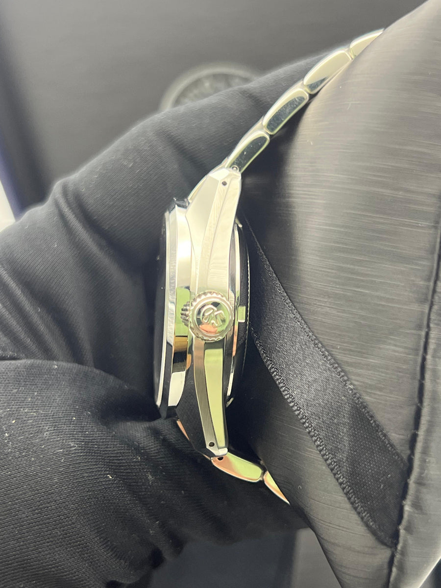 Grand Seiko Hertiage Collection “Blue Peacock”  SBGJ261 Complete Set Dated 2022