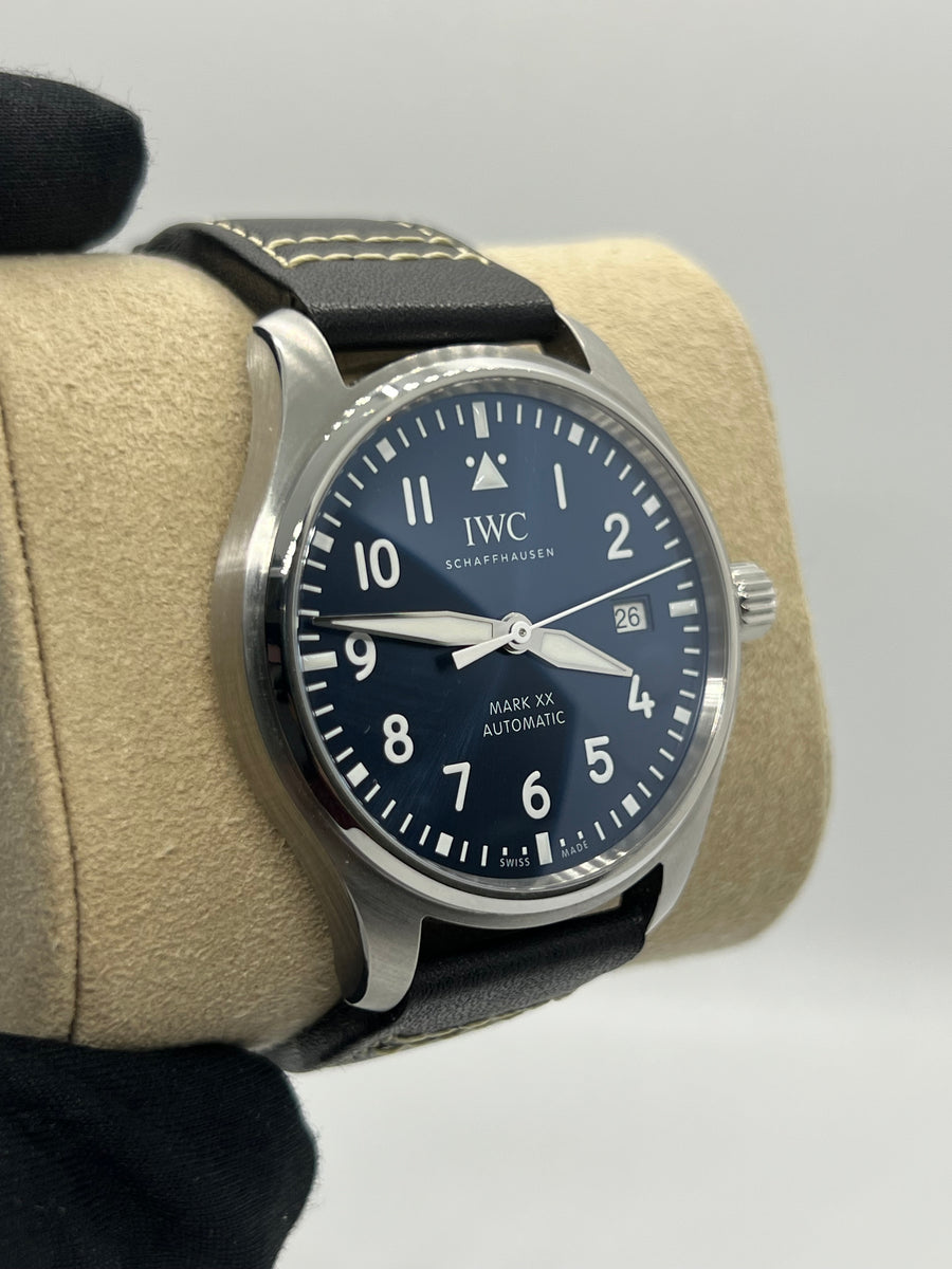 IWC Pilot Mark XX IW328203 Complete Set Dated 12/2023