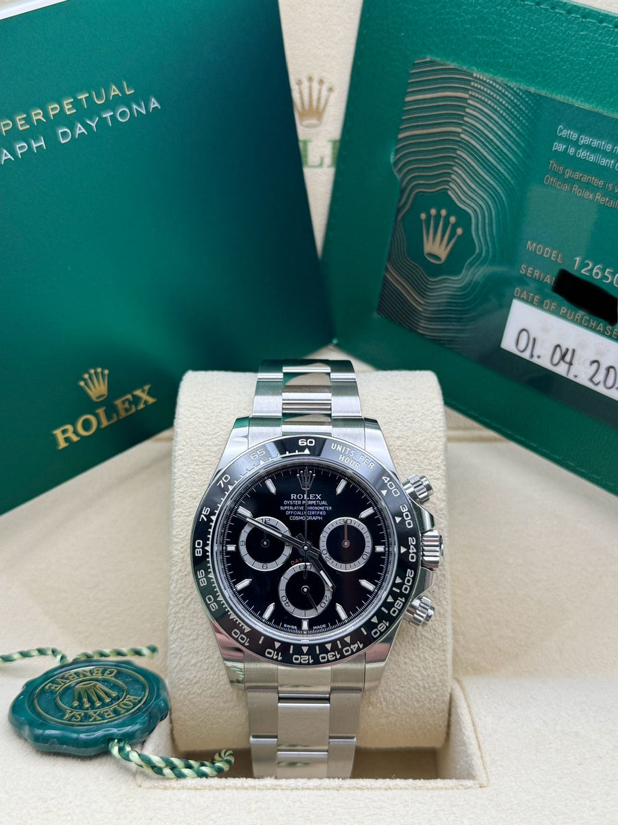 Like New Rolex Daytona 126500LN Complete Set Dated 2024
