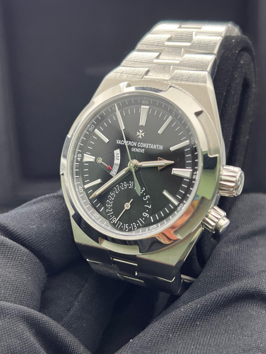 Vacheron Constantin Overseas Dual Time 7920V/210A-B546 Complete Set Dated 2024