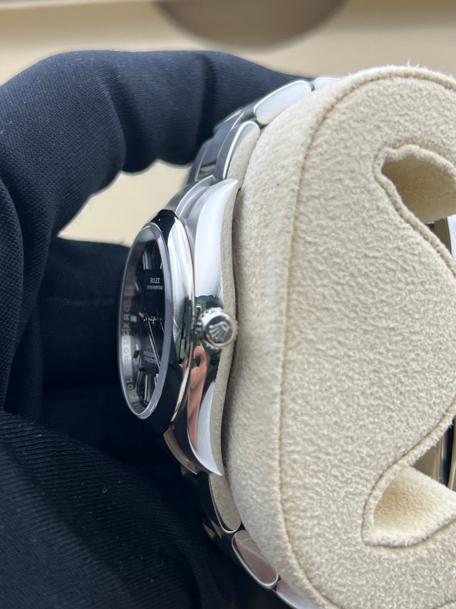 Rolex Oyster Perpetual 124200 Complete Set Dated 2022
