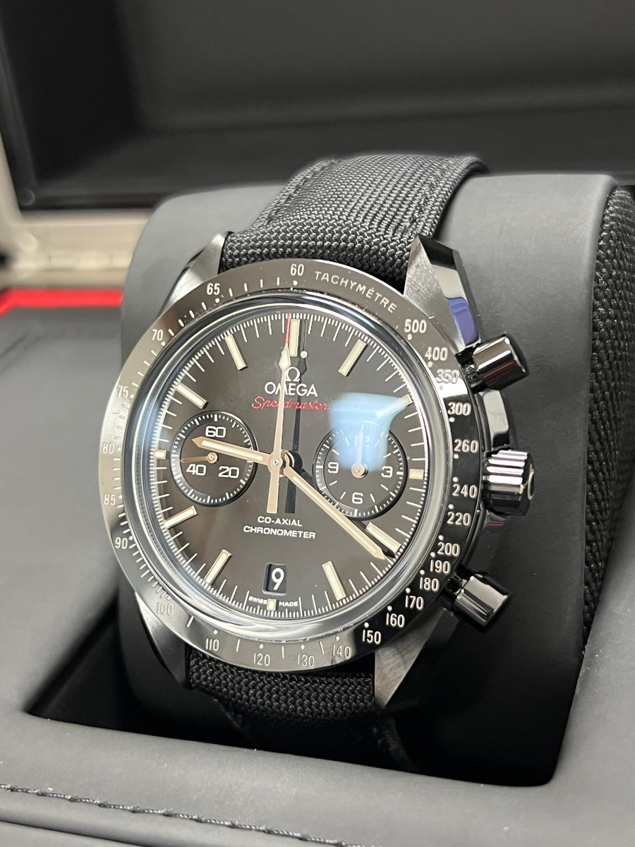 New/Unworn Omega Speedmaster Dark Side Of The Moon 311.92.44.51.01.003 Complete Set Dated 2025