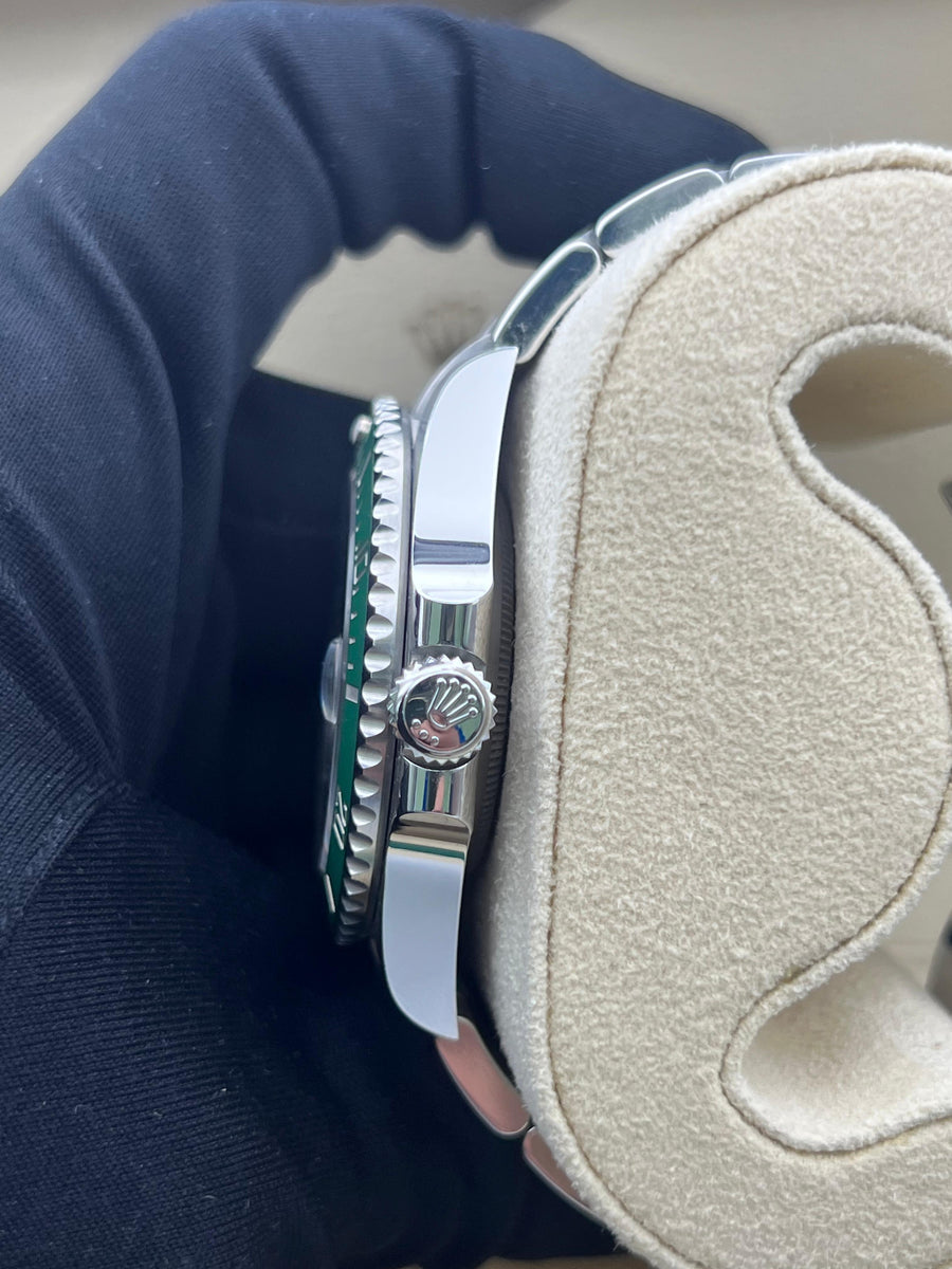 Rolex Submariner Date 126610LV Complete Set Dated 2023