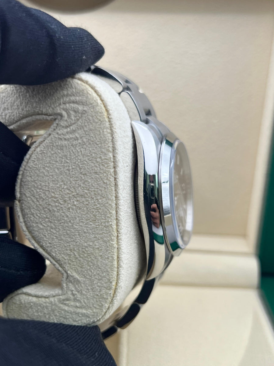 Rolex Explorer 36mm 124270 Complete Set Dated 2023