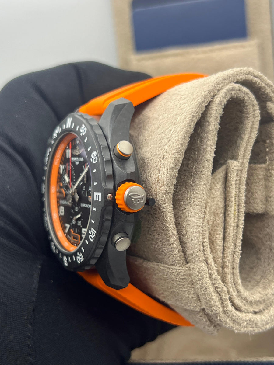 New/Unworn Breitling Endurance Pro 44mm X82310A51B1S2 Complete Set Dated 2025