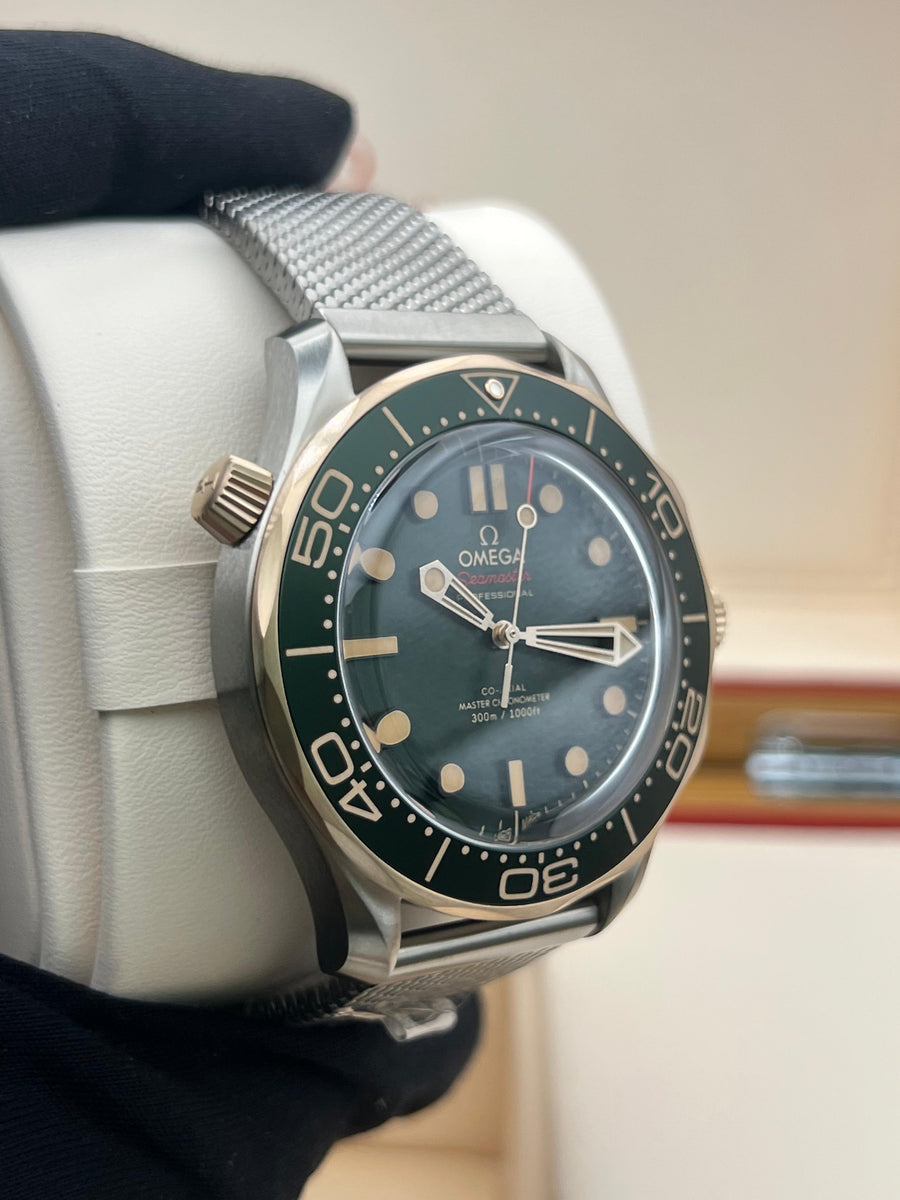 New/Unworn Omega Seamaster Professional 210.90.42.20.10.001 Complete Ser Dated 2025