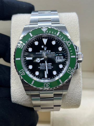 Rolex Submariner Date 126610LV Complete Set Dated 08/2024