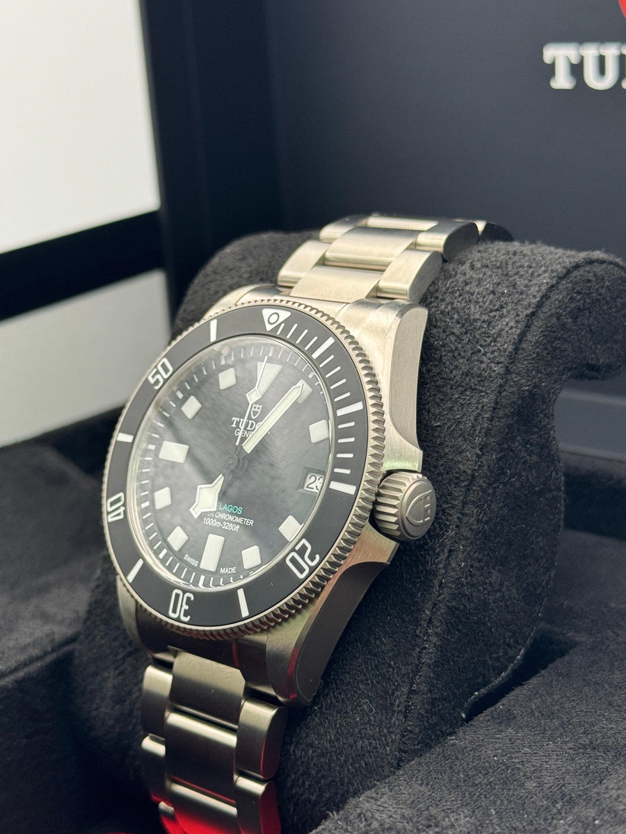 New/Unworn Tudor Pelagos Ultra 2543C1A7NU Complete Set Dated 11/2025