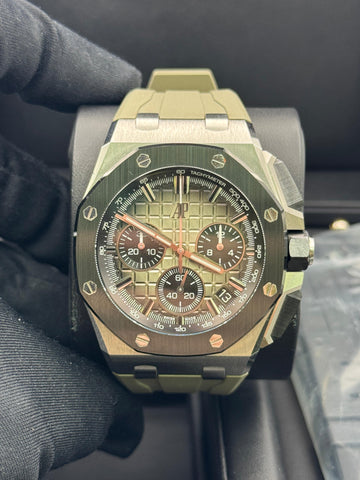 Audemars Piguet Royal Oak Offshore Chronograph Taupe 26420SO.OO.A600CA.01 Complete Set Dated 10/2022
