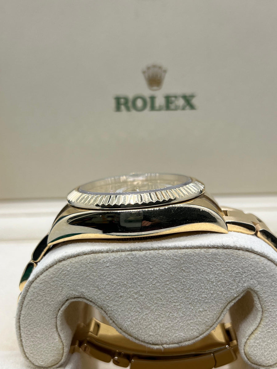 Rolex Skydweller 18k YG 326938 With Box & Papers