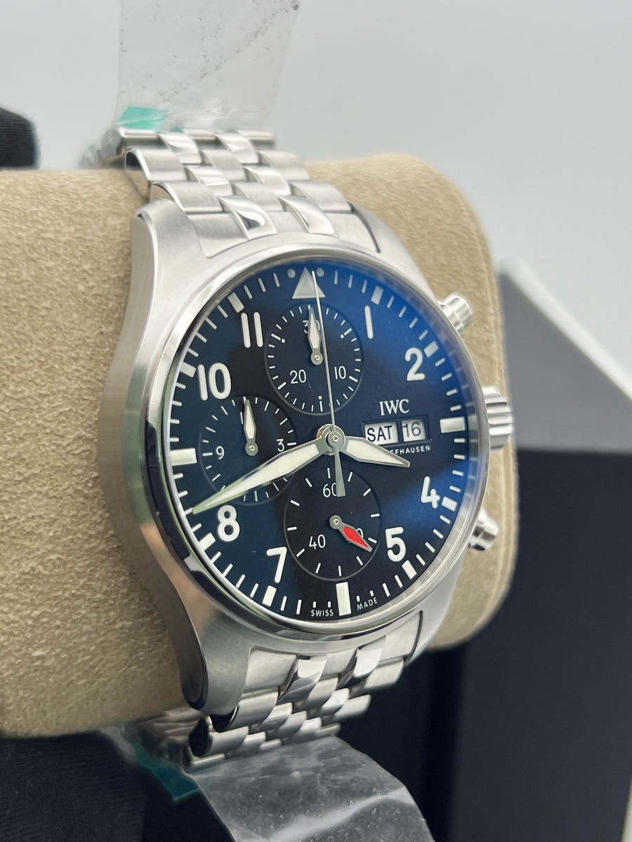 New/Unworn IWC Pilot Chronograph IW388113 Complete Set Dated 08/2025