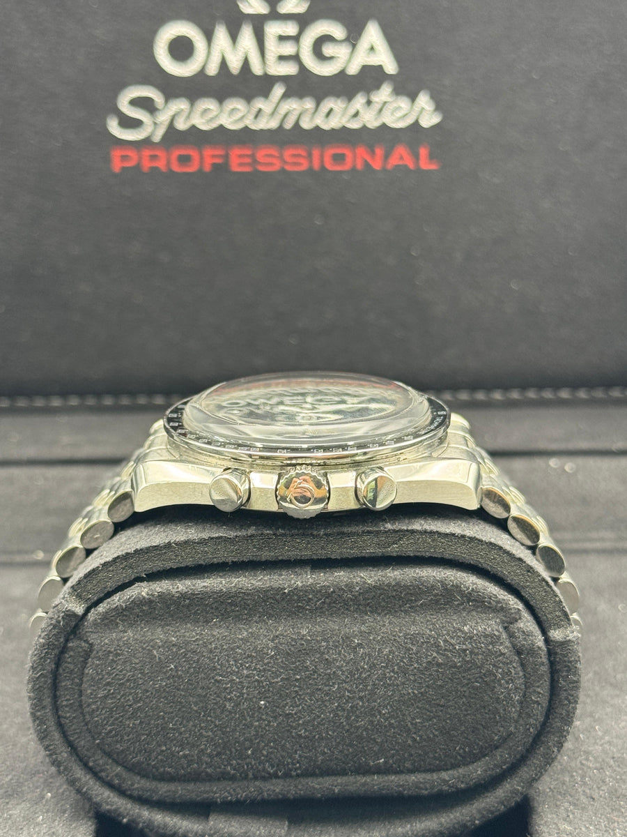 Omega Speedmaster Professional 310.30.42.50.01.001 Complete Set Dated 2021