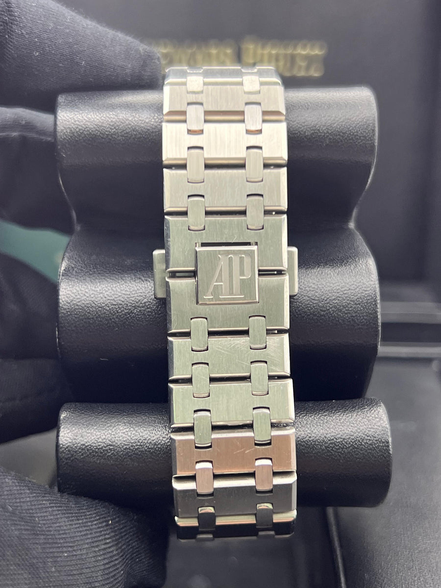 Audemars Piguet Royal Oak Chronograph 26331ST.OO.1220ST.01 Complete Set Dated 2019