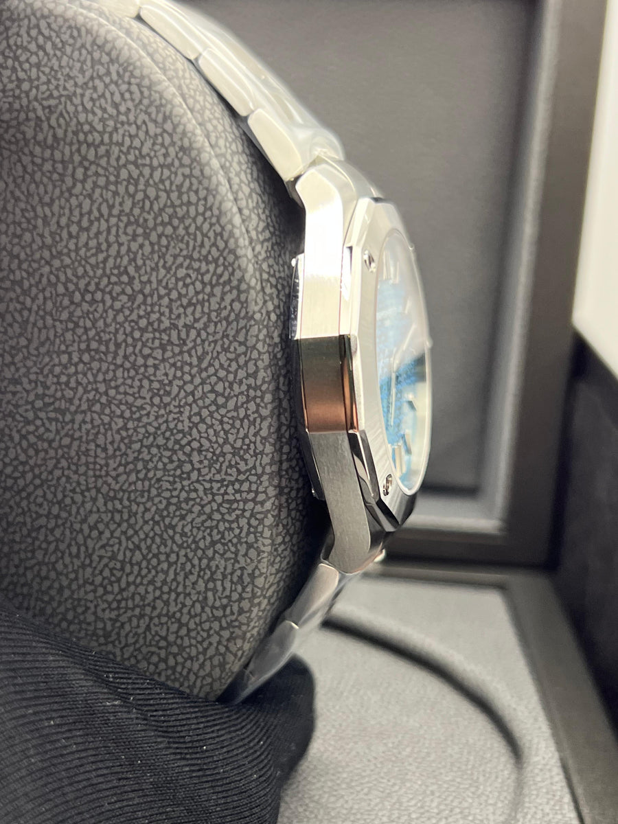 New/Unworn Baume & Mercier Riviera M0A10612 Complete Set