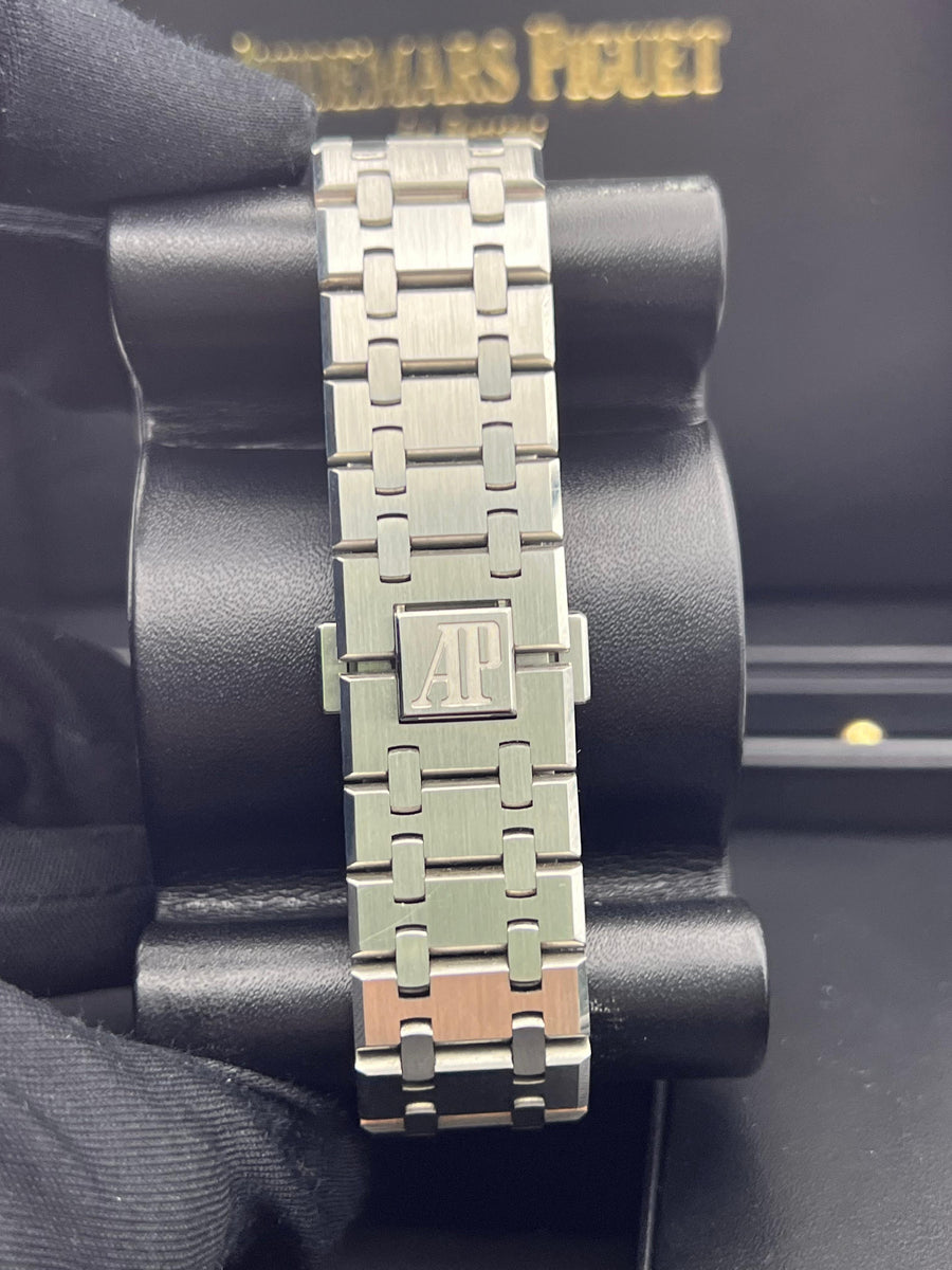 Audemars Piguet Royal Oak Chronograph 26320ST.OO.1220ST.01 With Box & Papers
