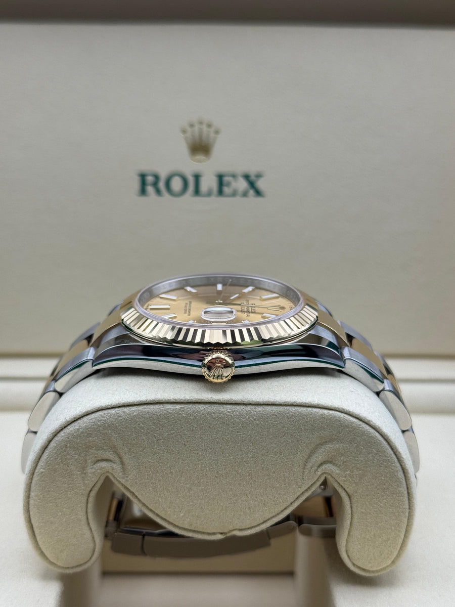 New/Unworn Rolex Datejust 126333 Champagne Complete Set Dated 09/2025