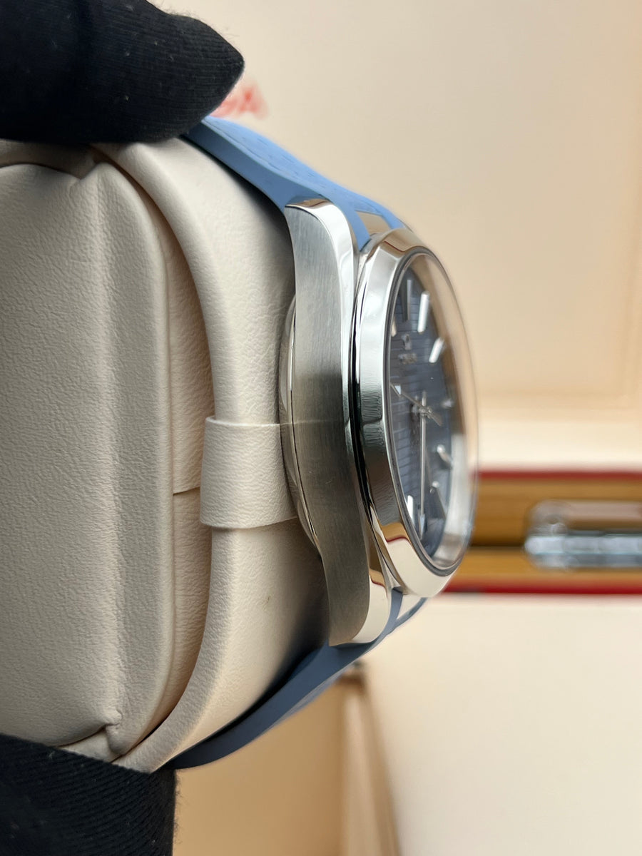 Omega Seamaster Aquaterra Summer 220.12.41.21.03.008 with Box & Papers Dated 2025