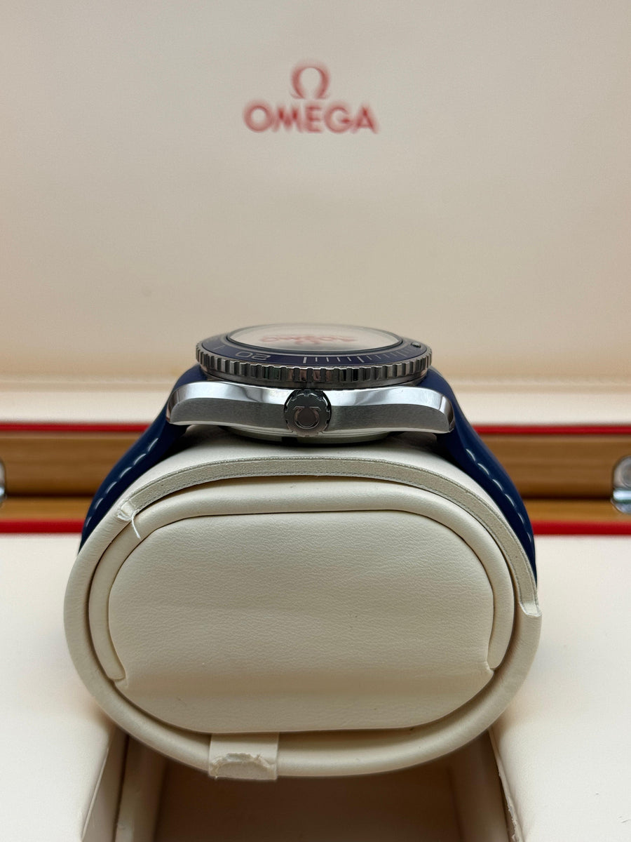 Omega Seamaster Planet Ocean 38mm 232.92.38.20.03.001 With Box & Papers