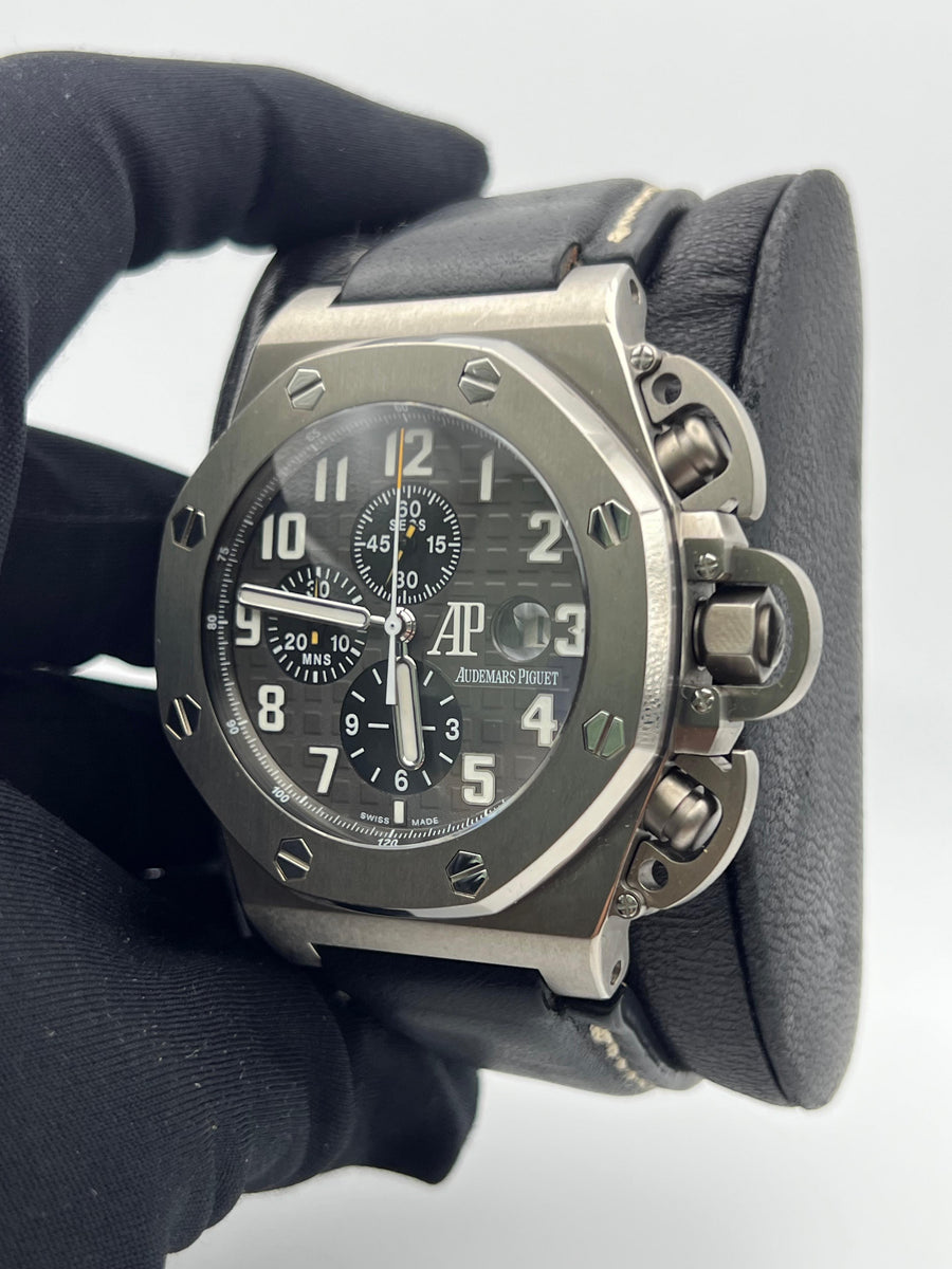 Audemars Piguet Royal Oak Offshore T3 “Terminator” 25863TI.OO.A001CU.01 Complete Set Dated 2004