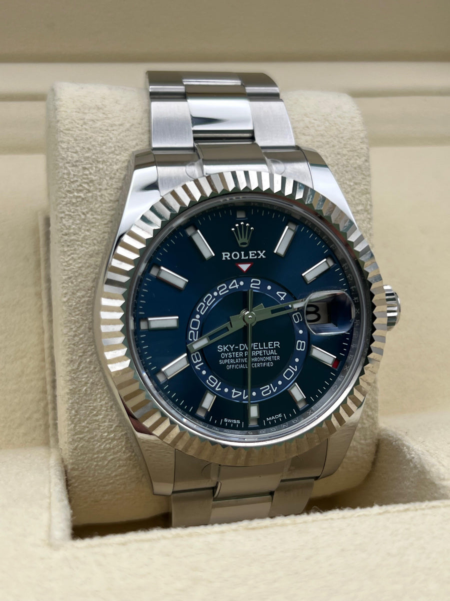 Like New Rolex Skydweller 326934 Complete Set Dated 2023