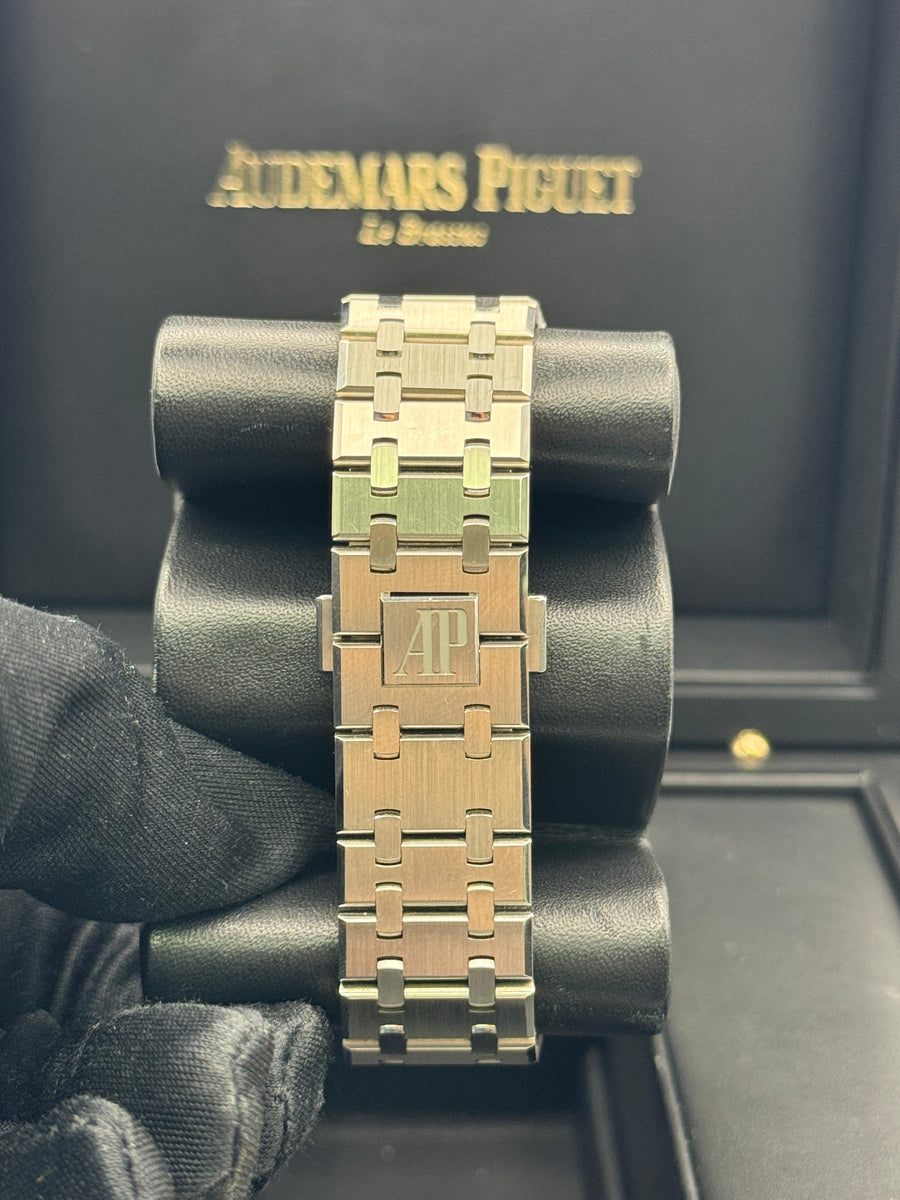 Audemars Piguet Royal Oak 15510ST.OO.1320ST.07 With Box & Papers Dated 2023
