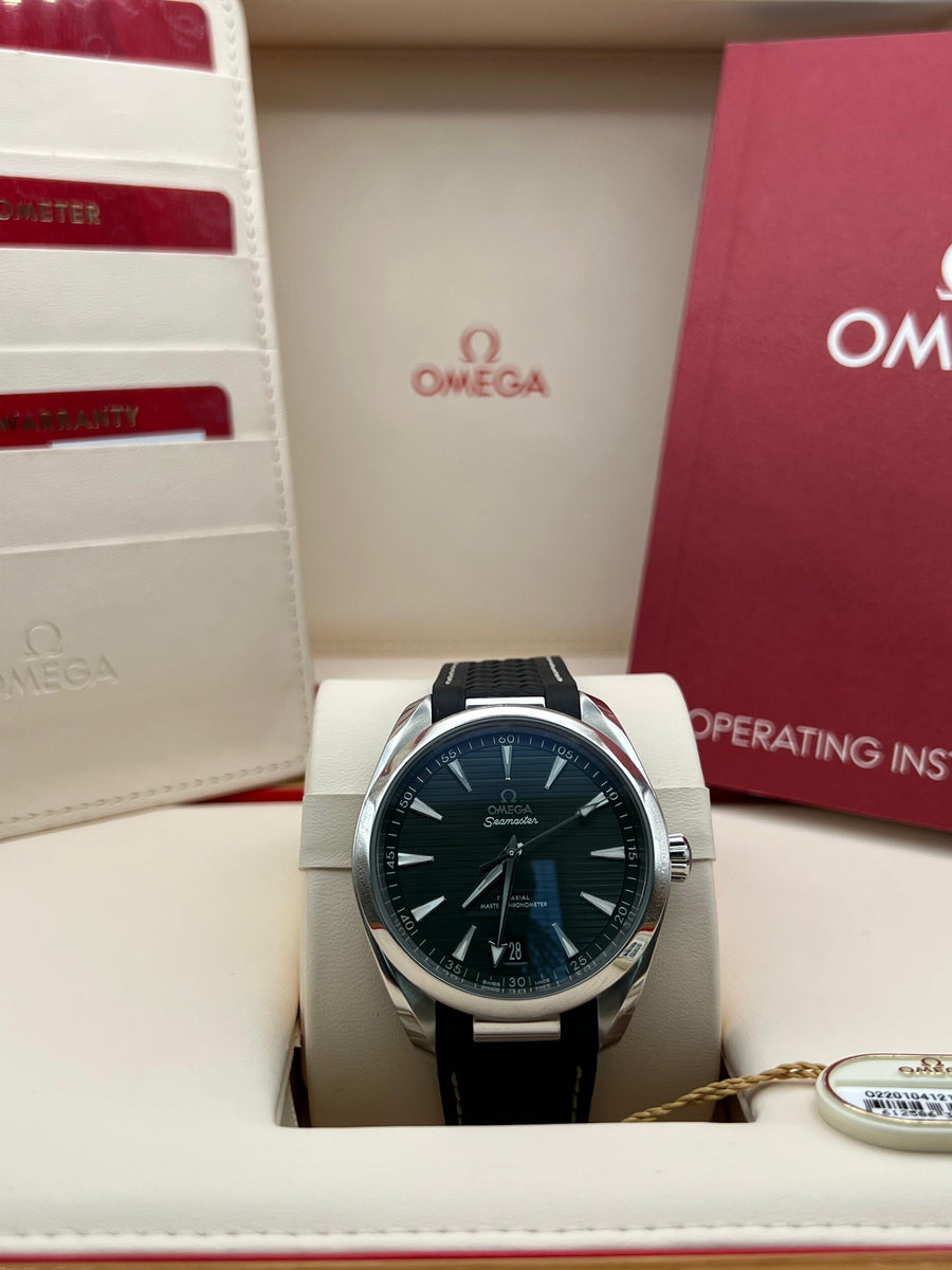 Omega Seamaster Aquaterra Green On OEM rubber strap 220.10.41.21.10.001 Complete Set Dated 2023