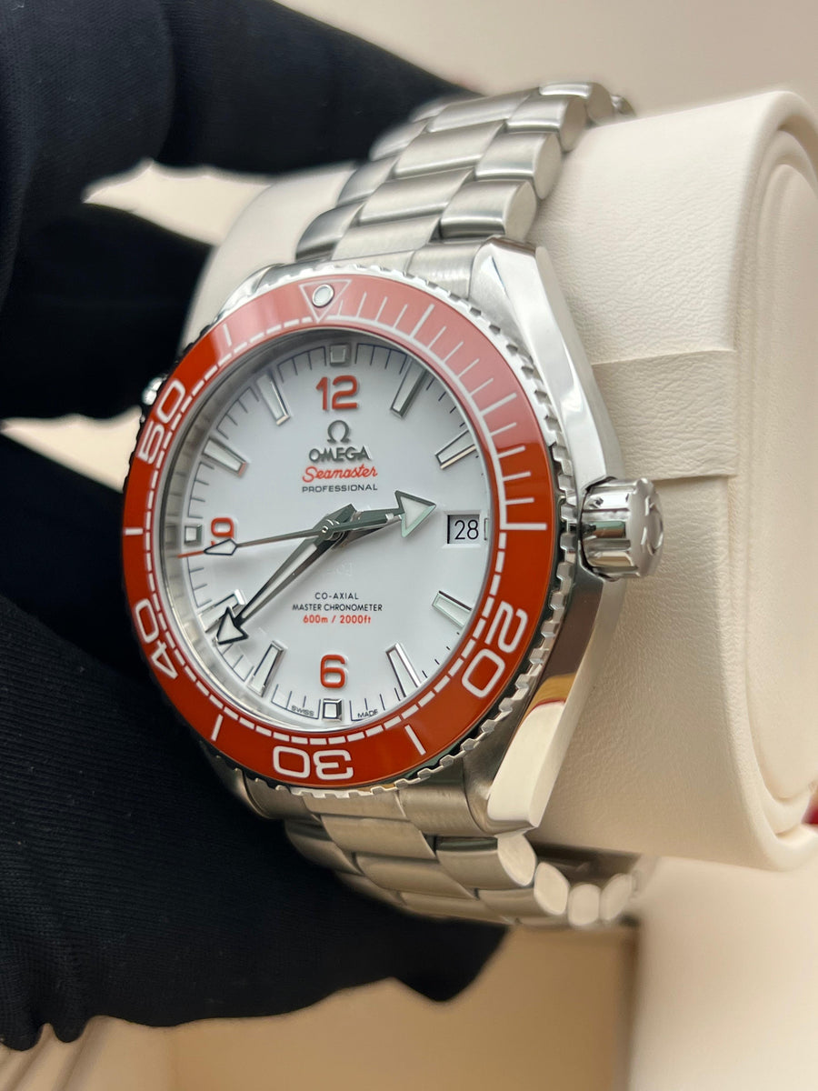Like New Omega Seamaster Planet Ocean 215.30.44.21.04.001 Complete Set Dated 2025