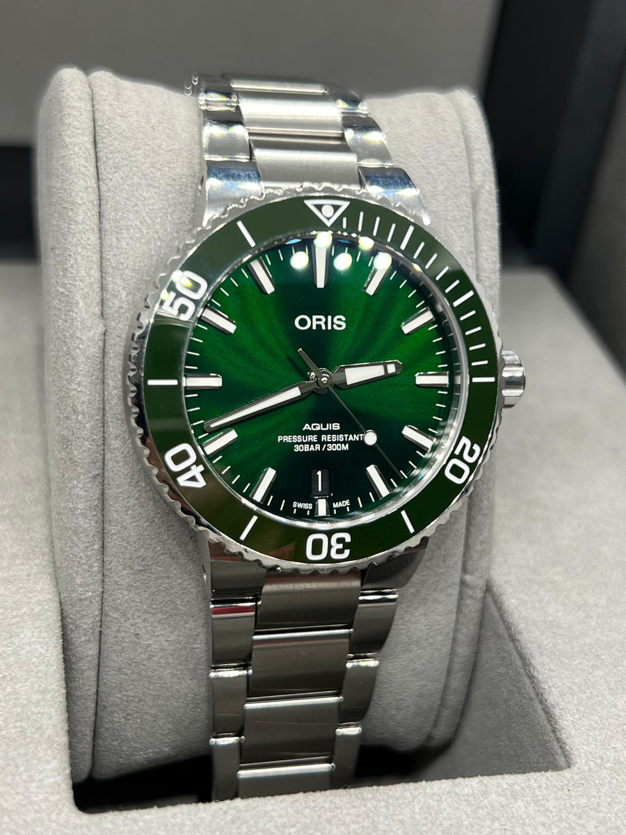 Oris Aquis Date 01 733 7732 4157-07 Complete Set Dated 2019