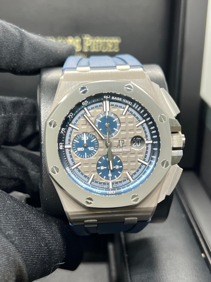 Audemars Piguet Royal Oak Offshore 26405CG.OO.A004CA.01 Complete Set Dated 2019