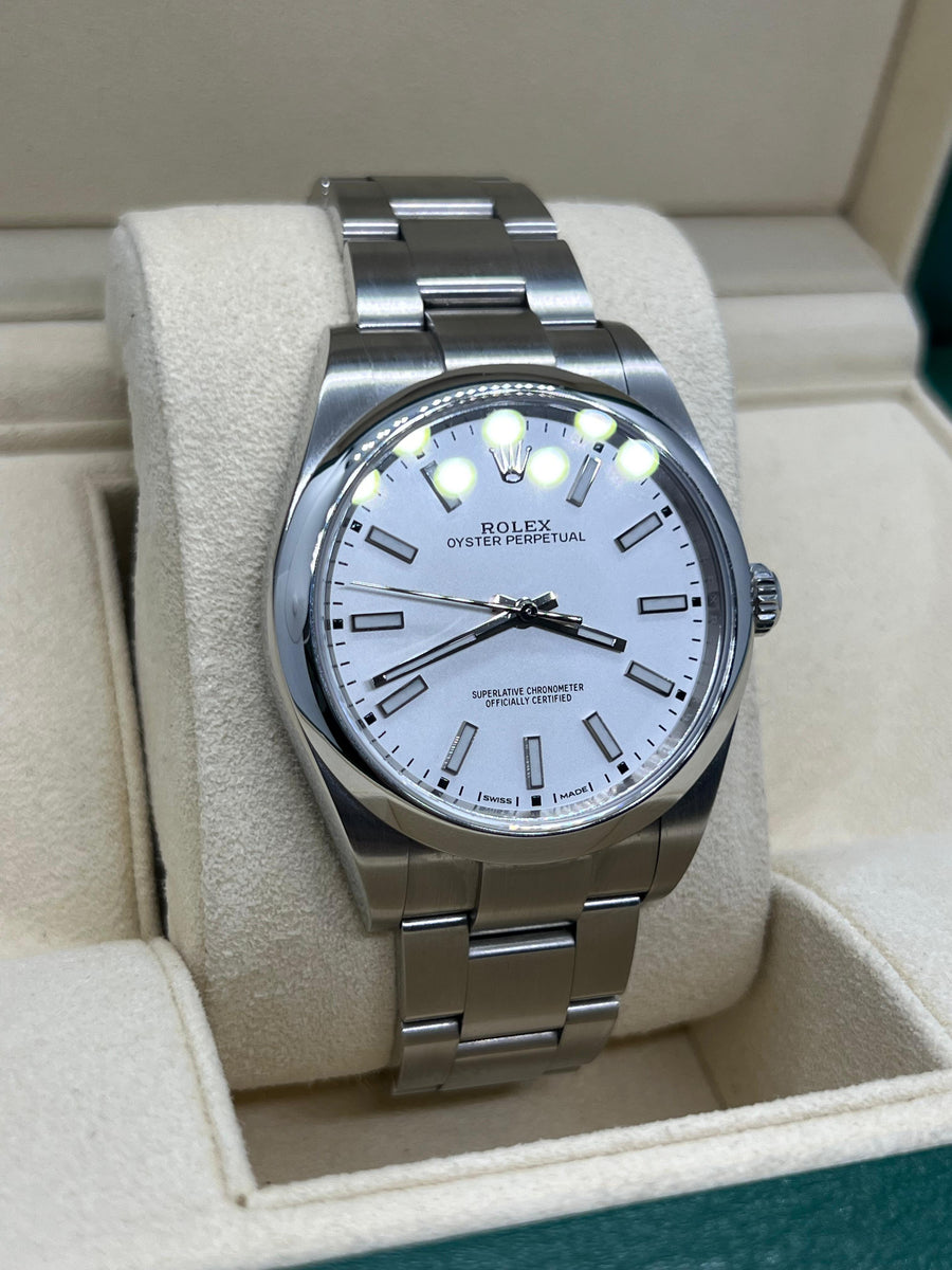 Rolex Oyster Perpetual 114300 Complete Set Dated 2020