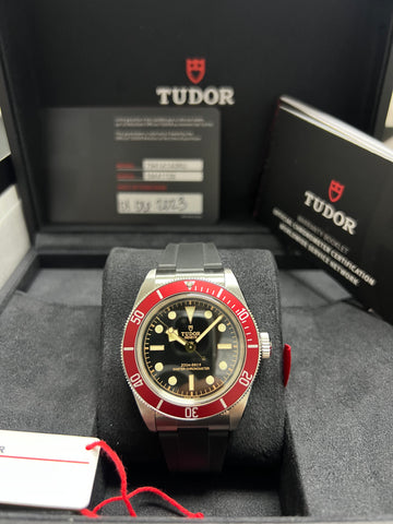 PreOwned Tudor Blackbay M7941A1A0RU Complete Set
