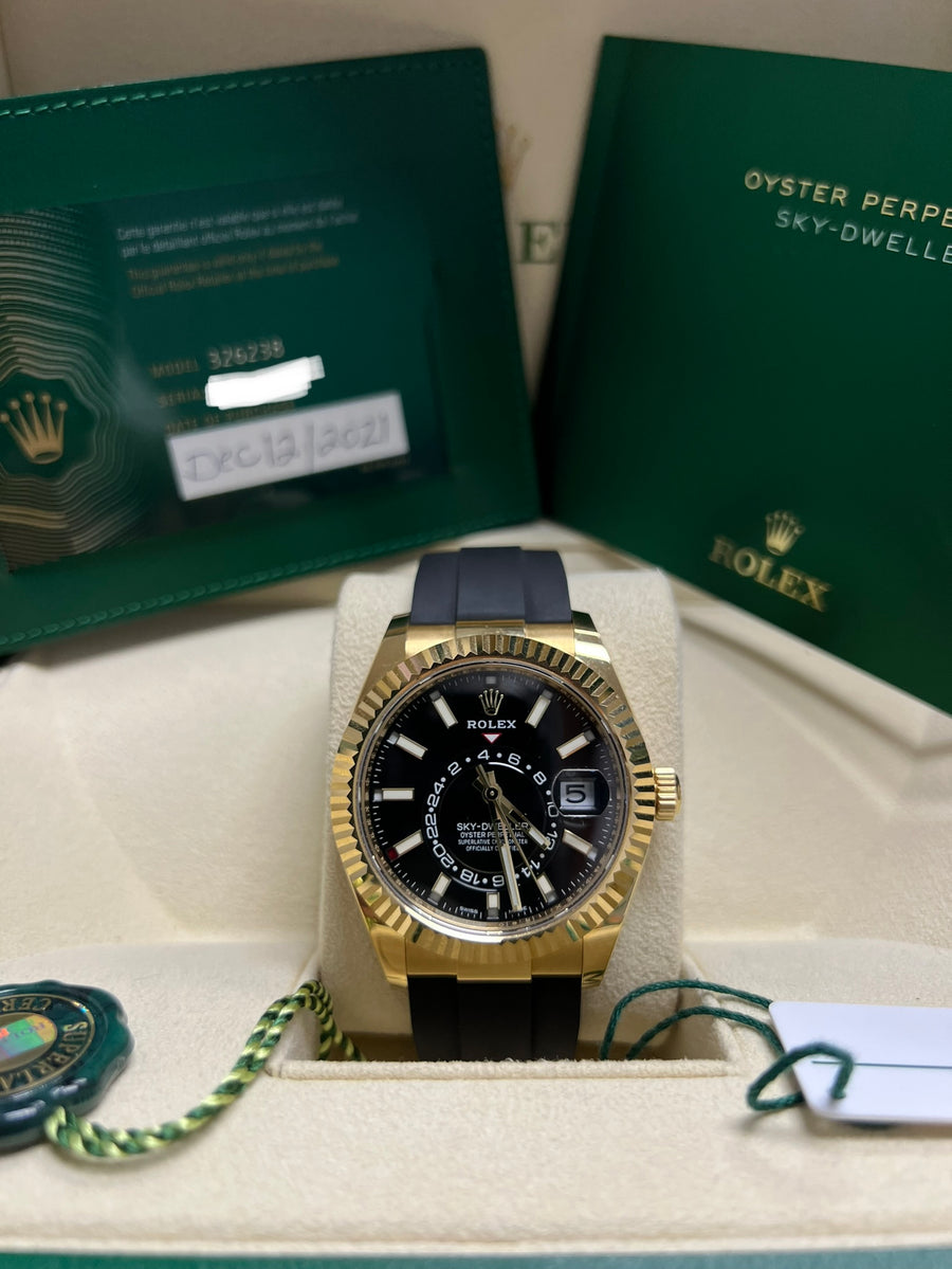 Rolex Skydweller Yellow Gold 326238 Complete Set