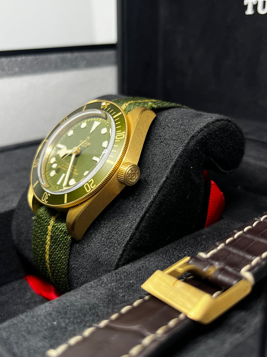 Pre OwnedTudor Blackbay 58th Solid Yellow Gold 79018V