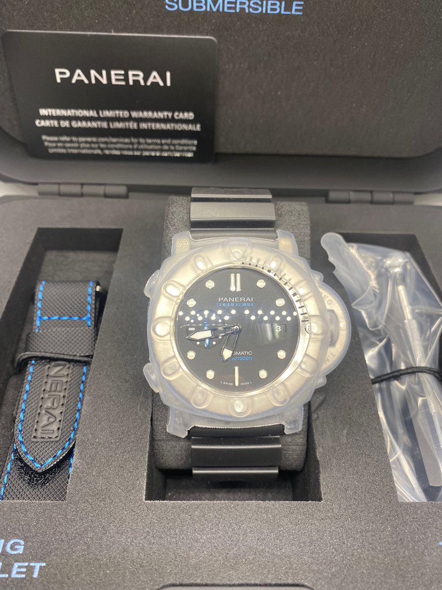 New/Unworn Panerai Luminor Submersible 1950 ref# Pam01305